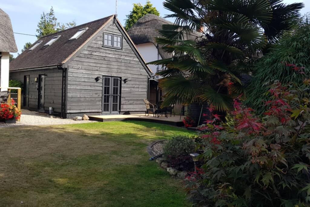 Riverside Lodge Pied A Terre Фордингбридж Екстериор снимка